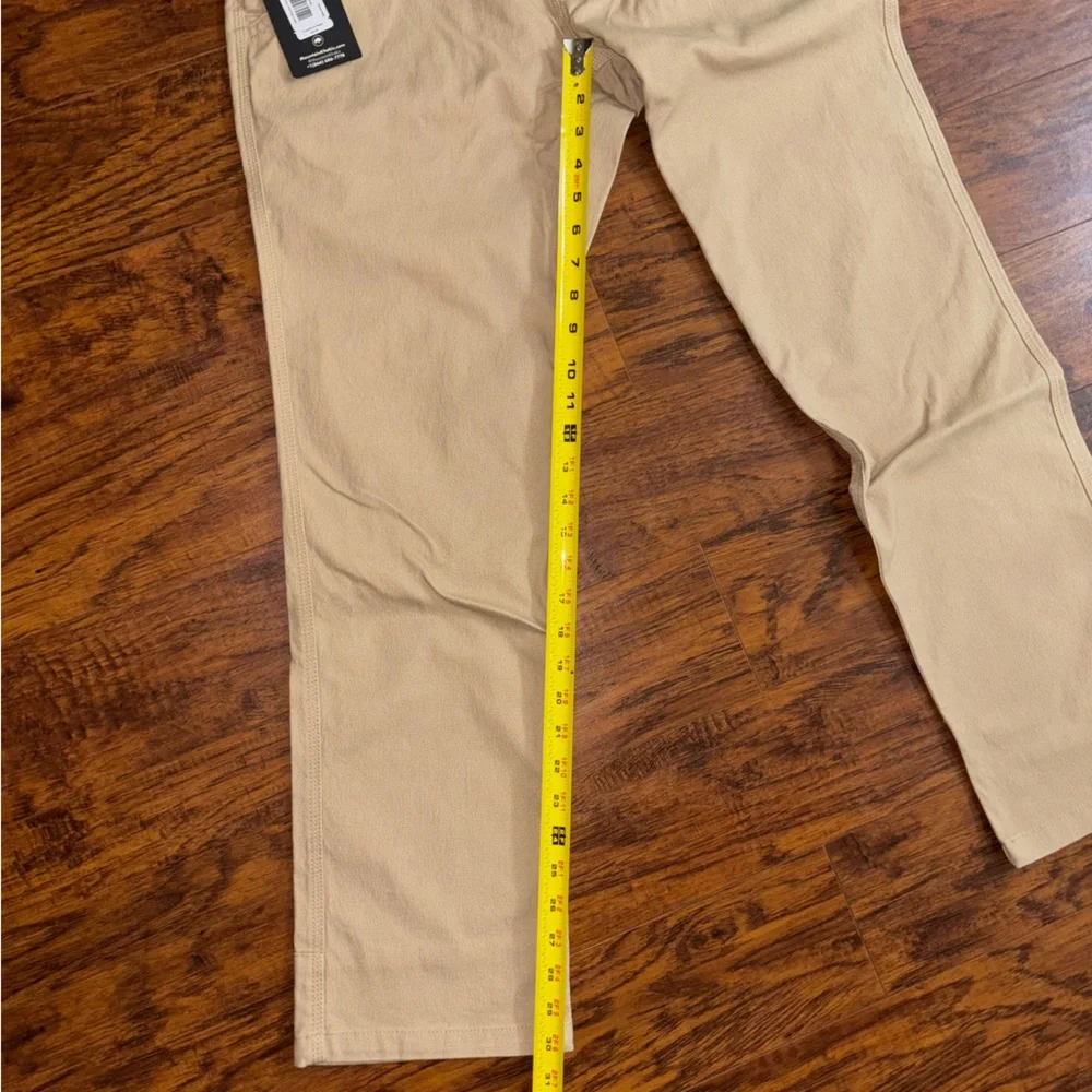 Mountain Khakis NWT Classic Fit Organic Cotton Men's Chinos 32x30 Khaki Pants - Picture 6 of 7